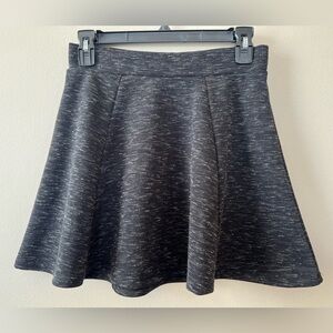Aeropostale mini swing pleated skirt juniors‎ M elastic waist charcoal neutral